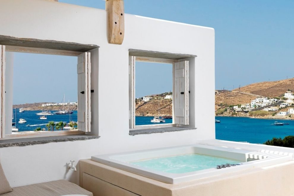 mykonos-hotel-jucuzzi-view-room