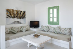 anemomilos-apartments-folegandros-green-studios-03