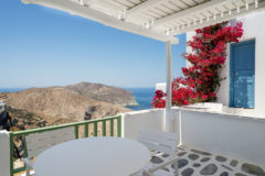 anemomilos-apartments-folegandros-green-studios-04