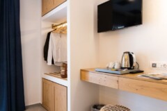 superiorfamilyroompoolview_1525