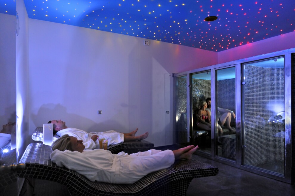 Kolymbia Bay Art Boutique Hotel Wellness area Steam bath - Tropical shower