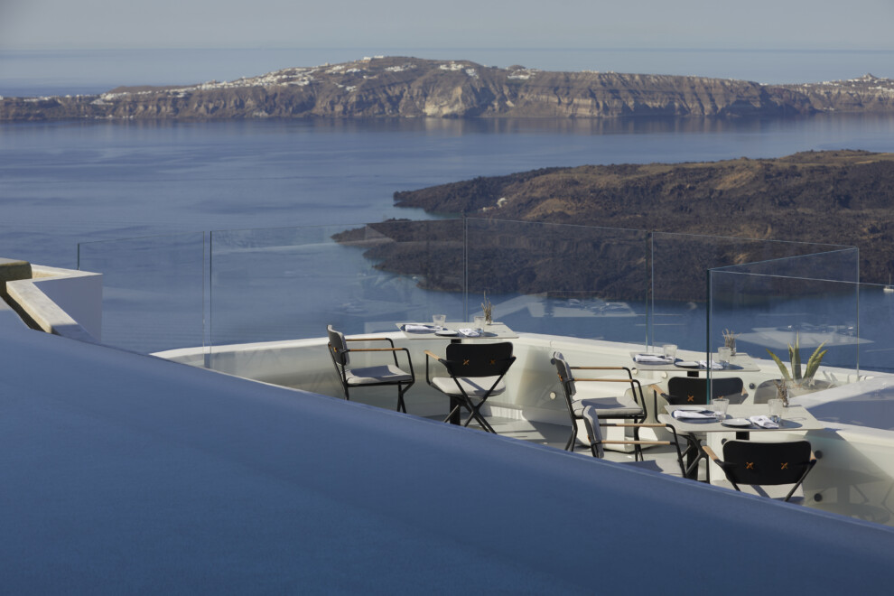 SAN_Dine_Varoulko-Santorini_2024