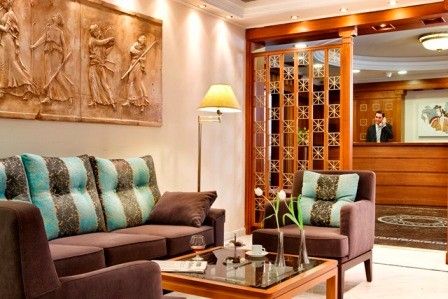 Ava Hotel & Suites