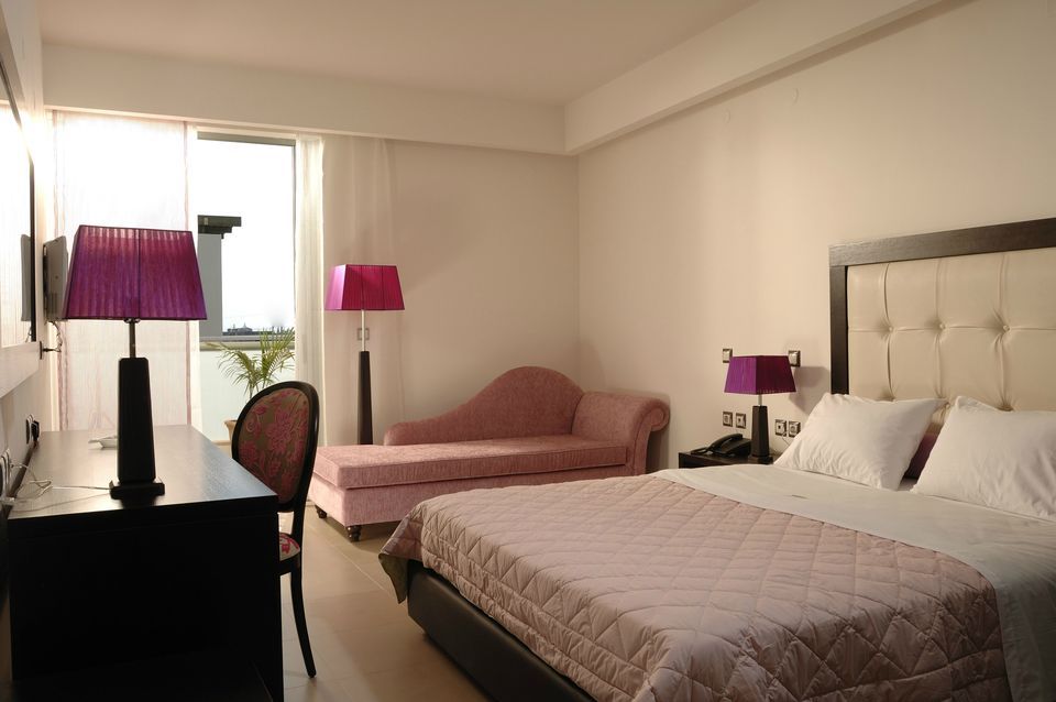Angela Suites Boutique Hotel