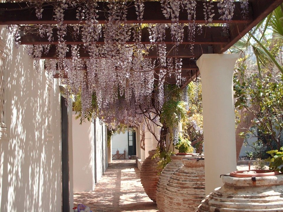 Bratsera Historic Boutique Hotel