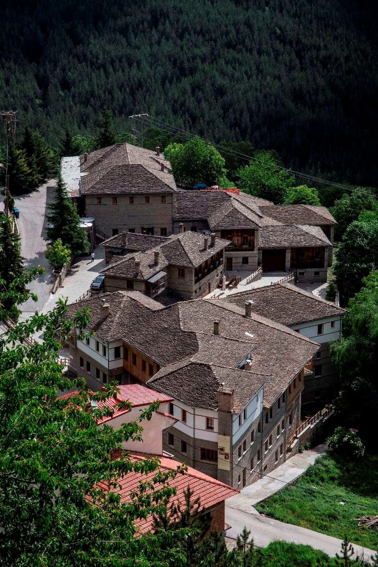 Katogi Averoff Hotel & Winery
