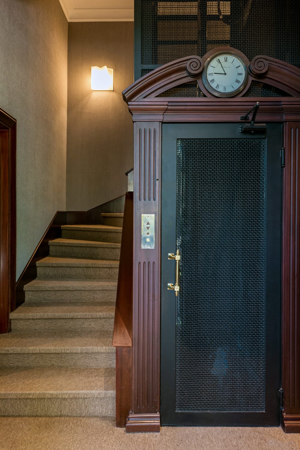Kefalari Suites