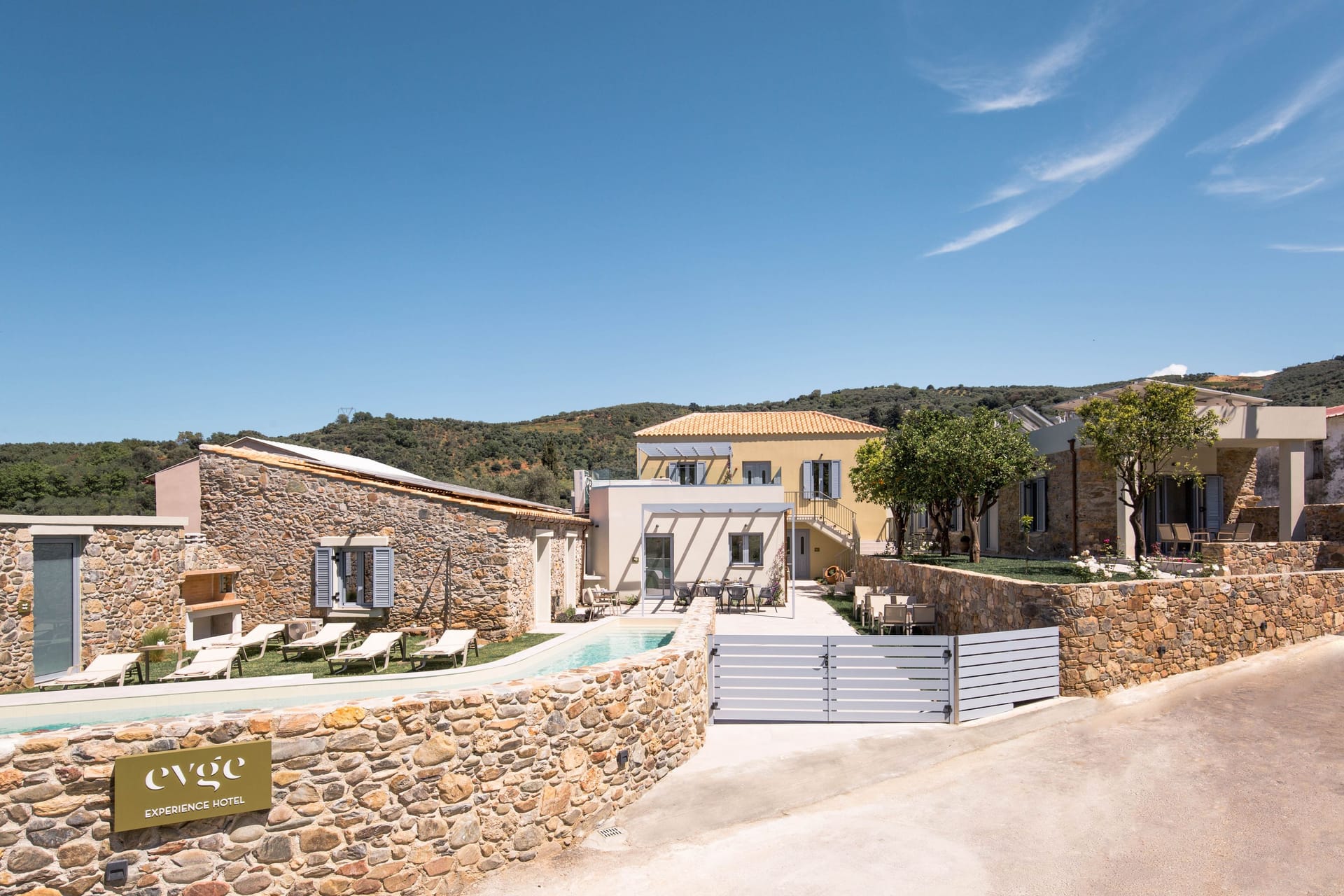 EVGE Experience Boutique Hotel