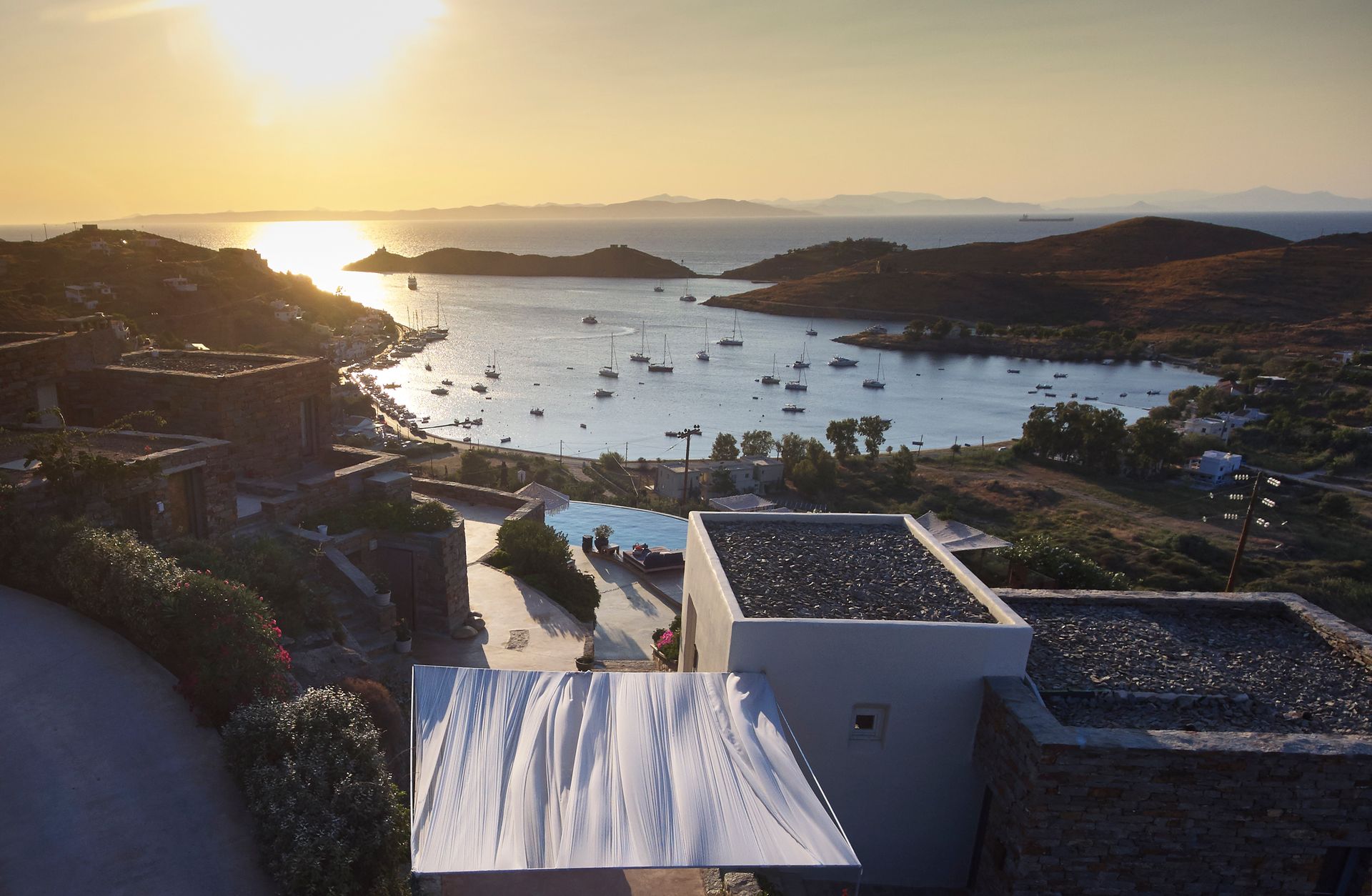 Aigis Suites