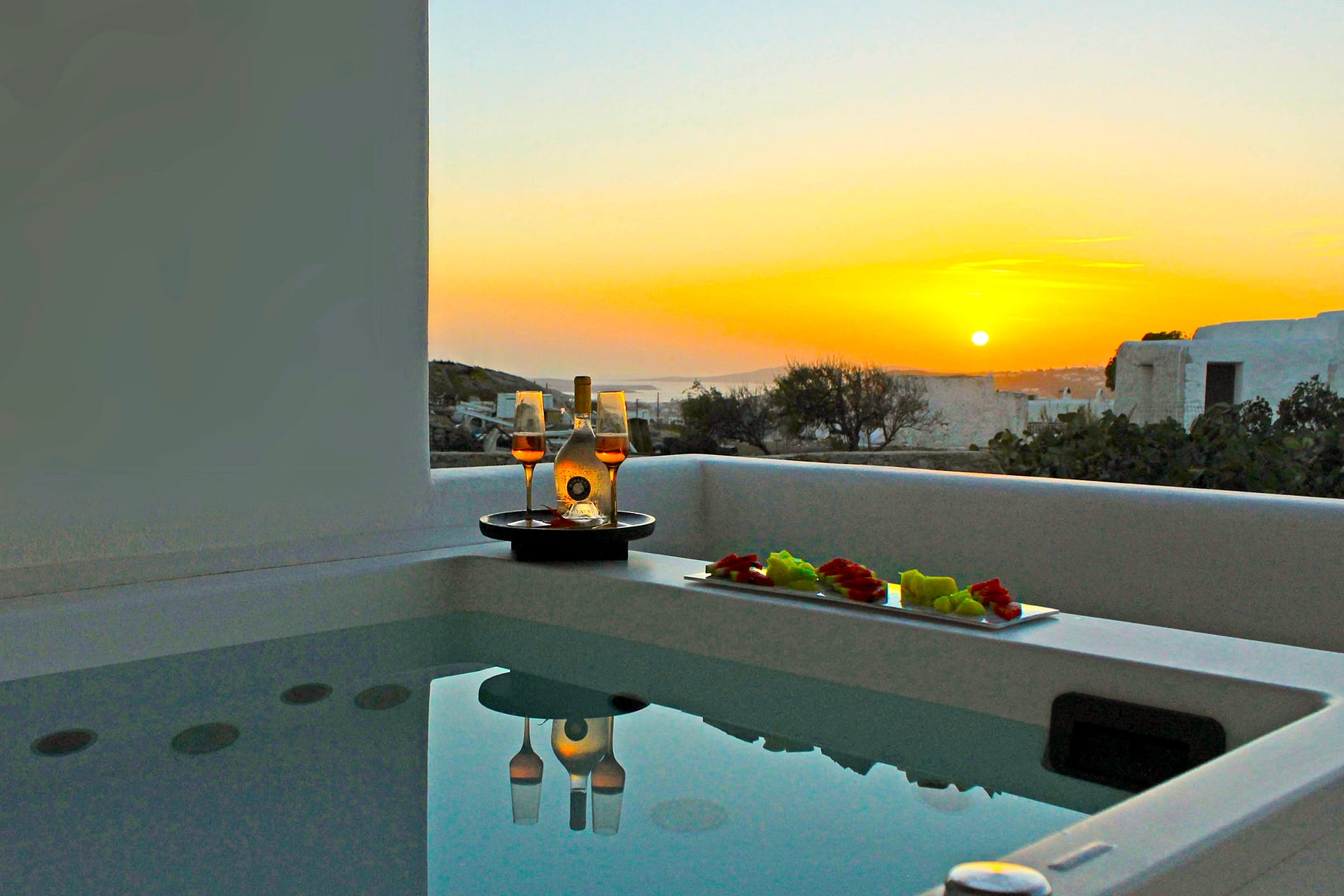 Adama Mykonos