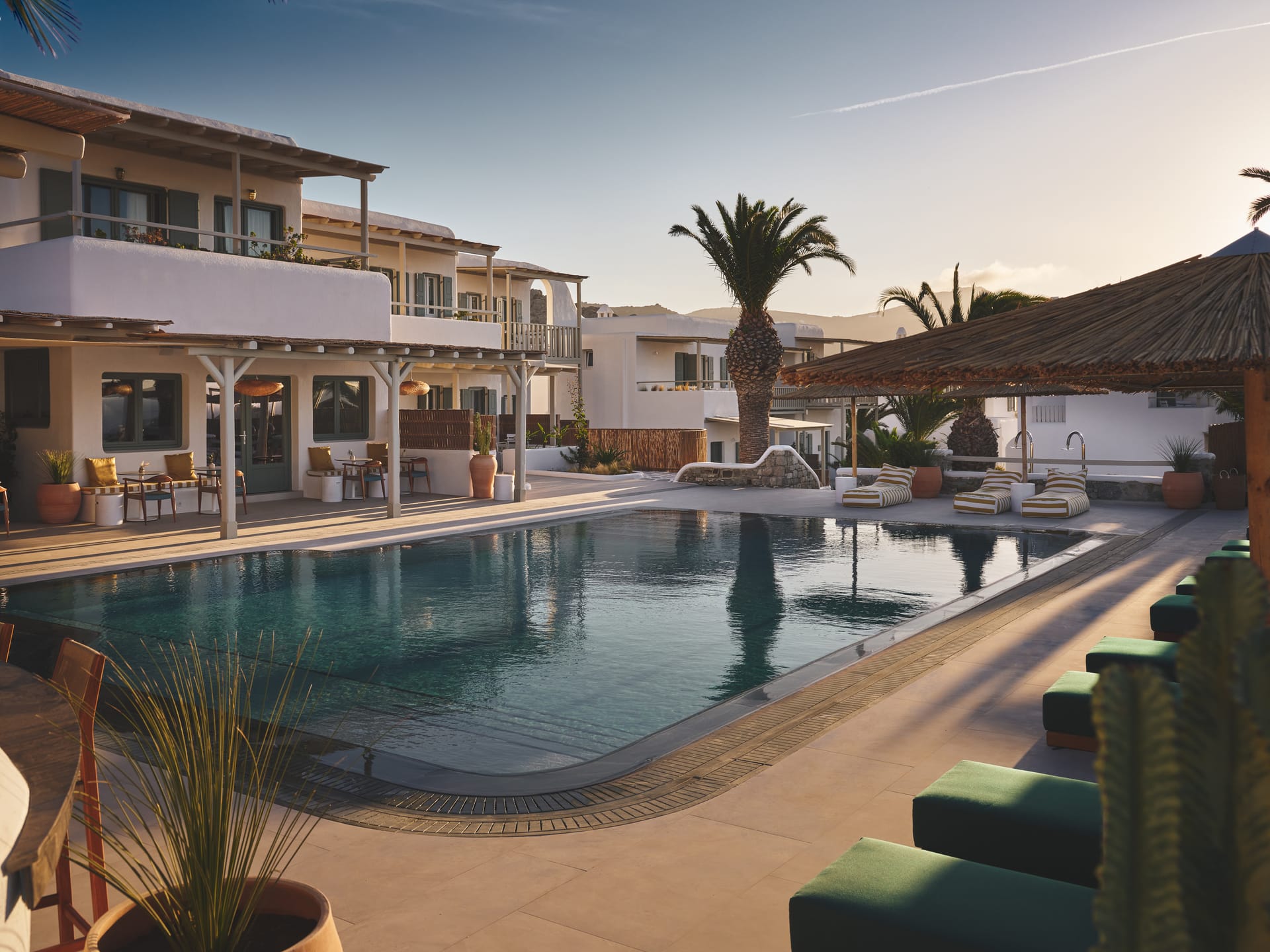 NUMO Mykonos
