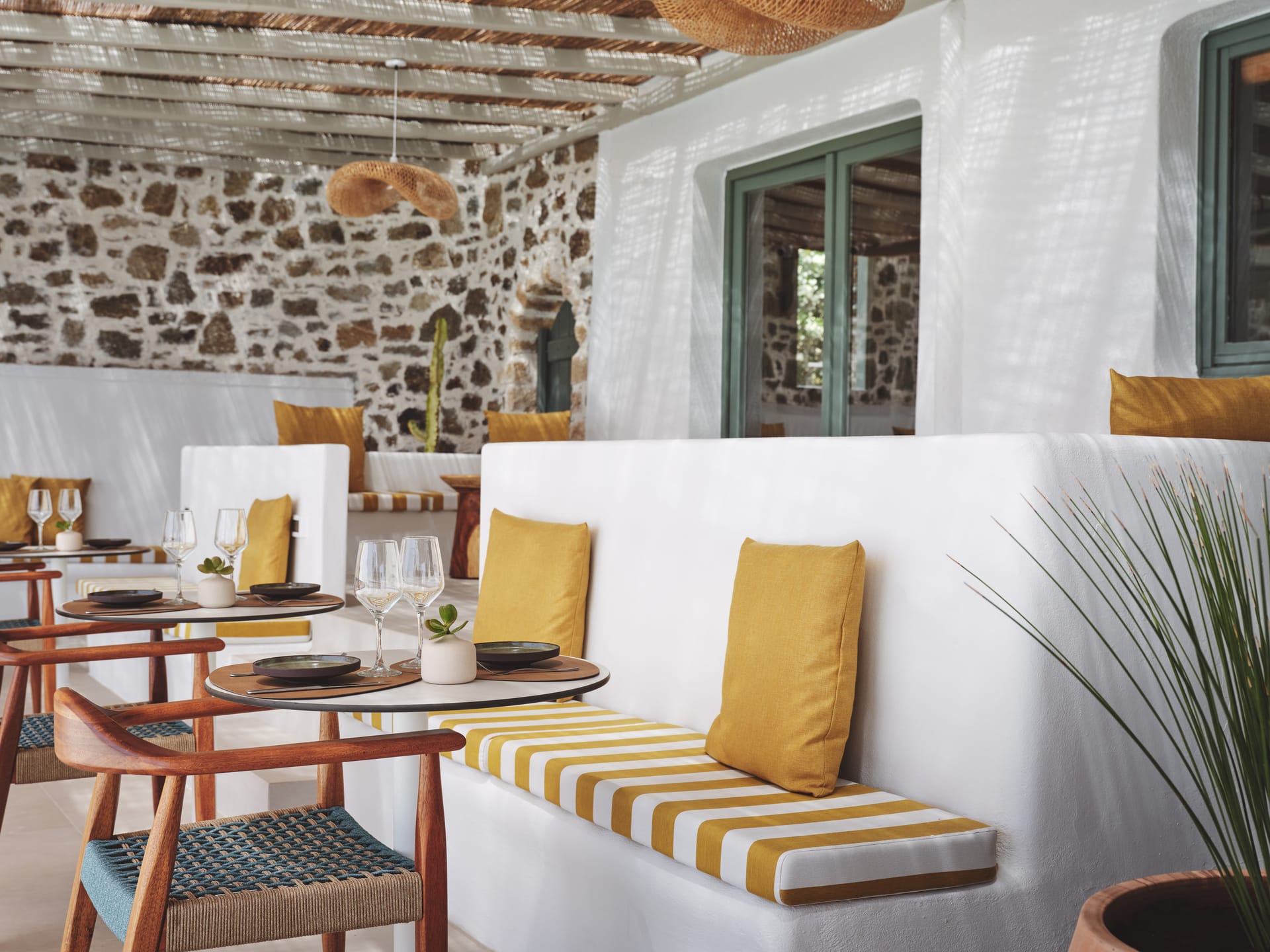NUMO Mykonos
