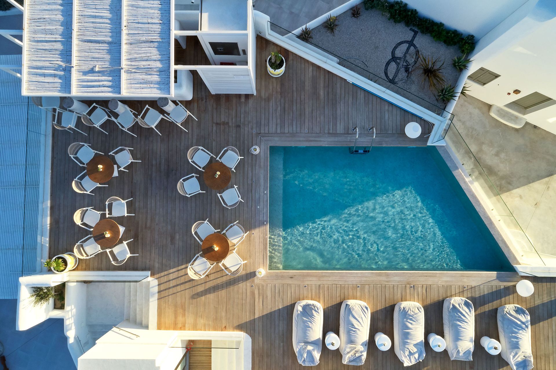 18 Grapes Suite Boutique Hotel