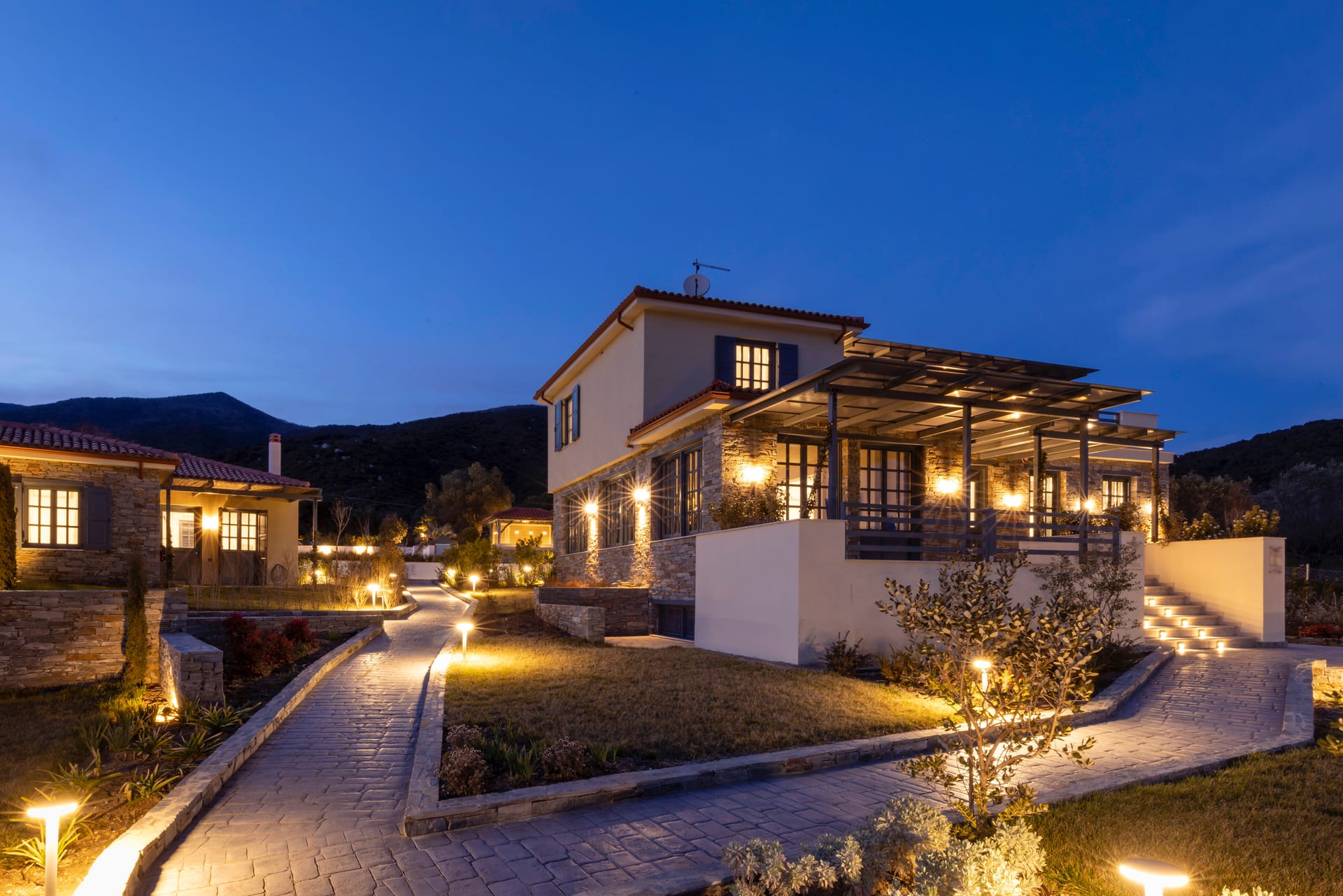 IONISO Boutique Hotel