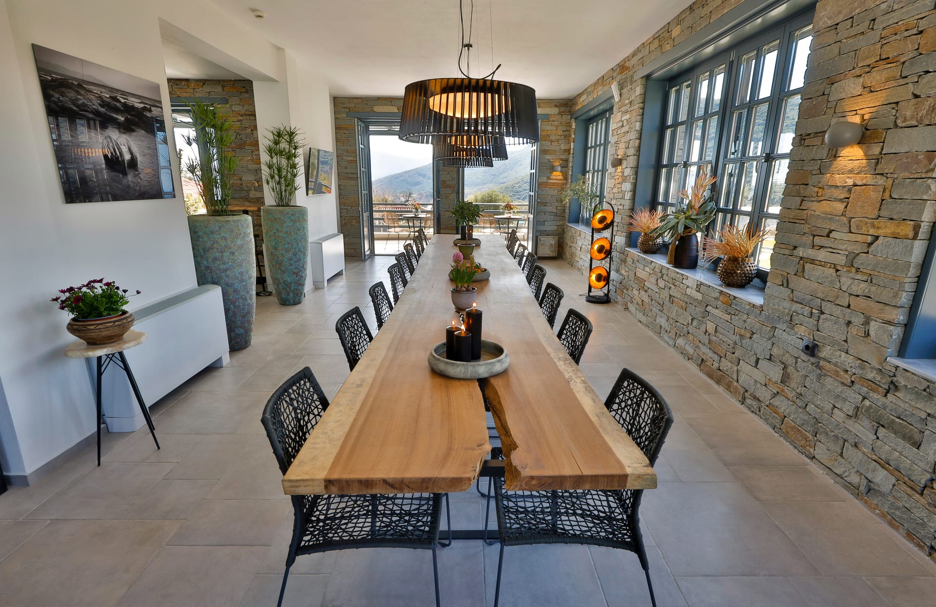IONISO Boutique Hotel