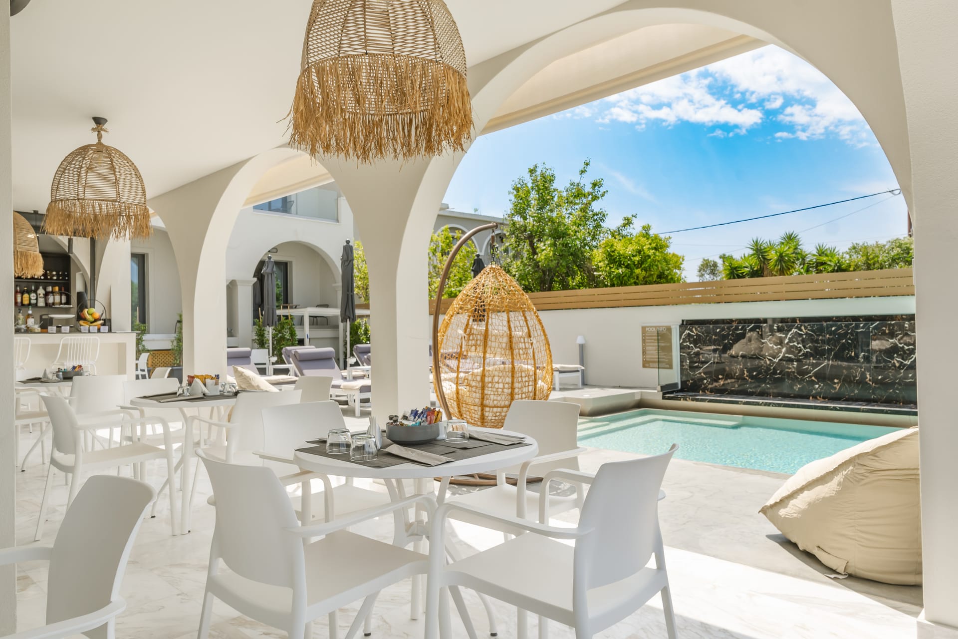 ΝΙΚΩΝ Boutique Hotel