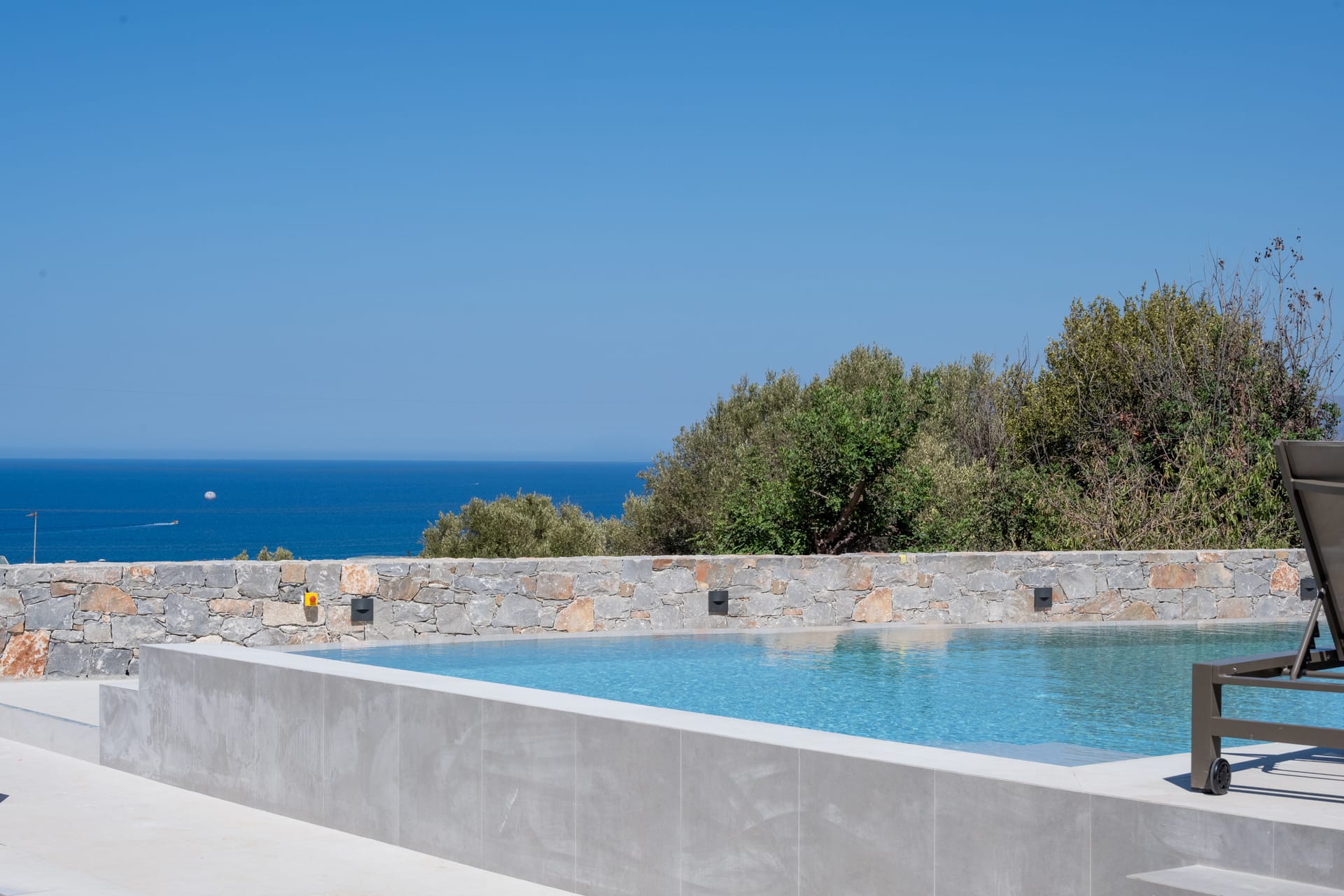 Galaxy Suites Boutique Resort
